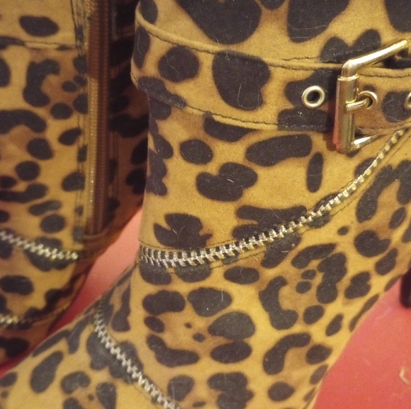 Leopard Print Ankle Boots Stelletto Heals - Picture 5 of 12